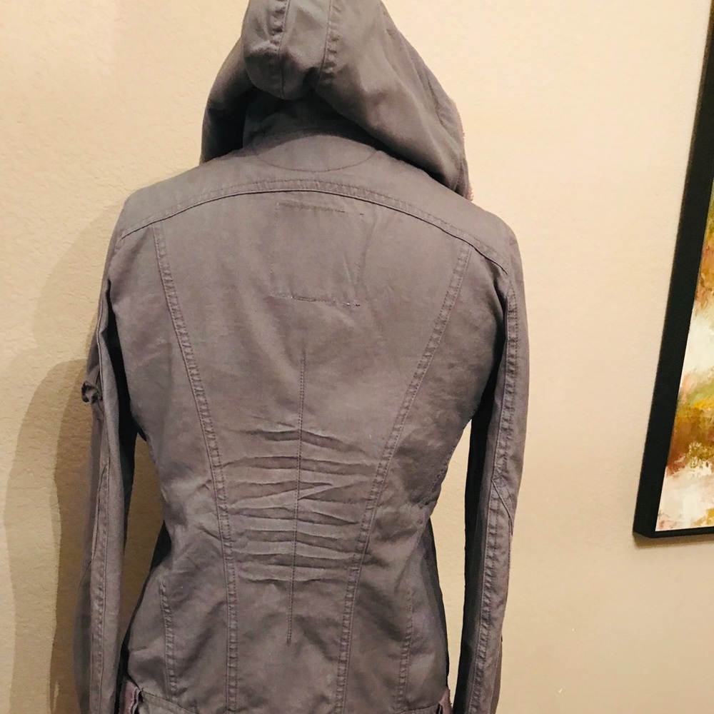 Jacket - Picture 3 of 3